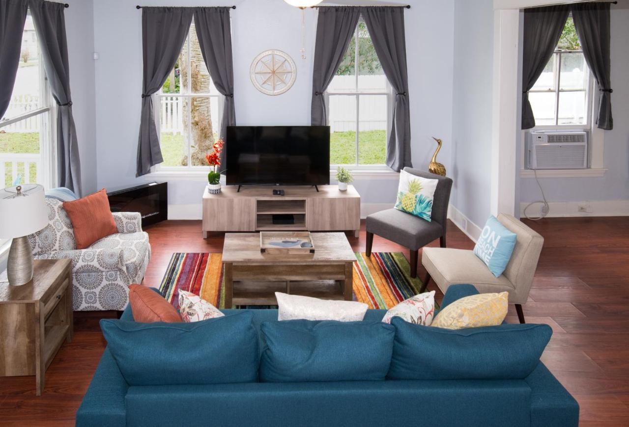 Willa Beautiful Two-Story In Central Galveston, Short Walk To Beach, Near Downtown! | Seas The Breeze Zewnętrze zdjęcie