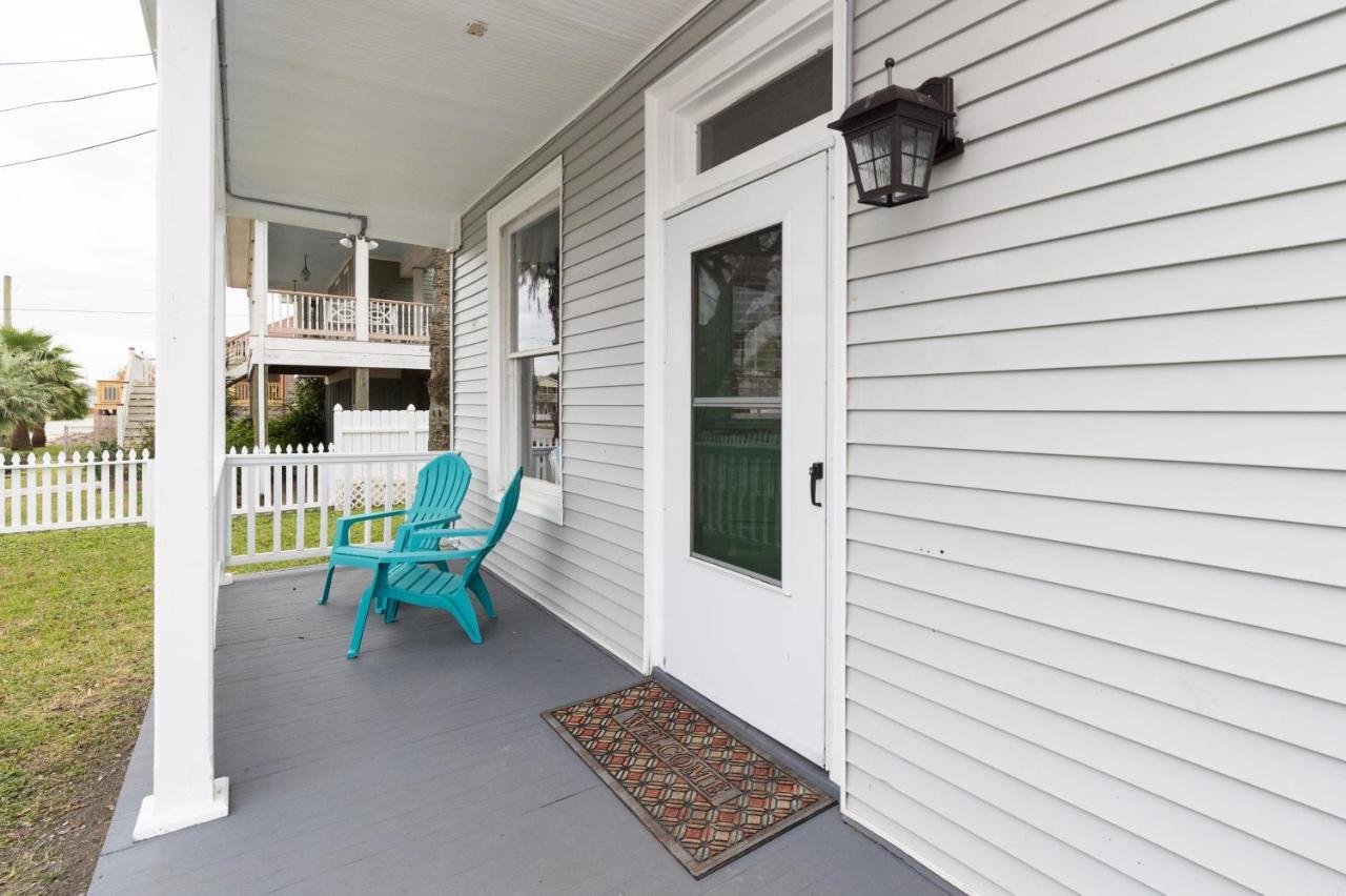 Willa Beautiful Two-Story In Central Galveston, Short Walk To Beach, Near Downtown! | Seas The Breeze Zewnętrze zdjęcie