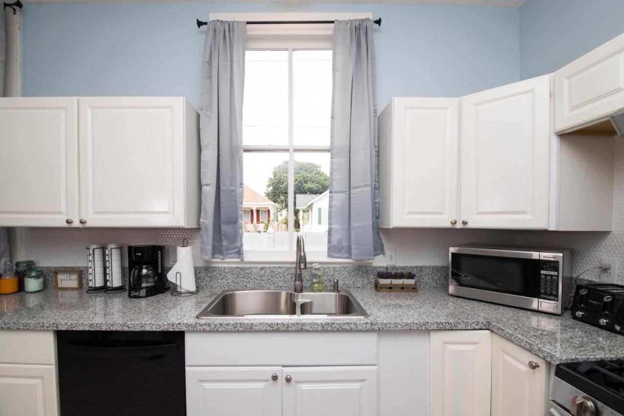 Willa Beautiful Two-Story In Central Galveston, Short Walk To Beach, Near Downtown! | Seas The Breeze Zewnętrze zdjęcie